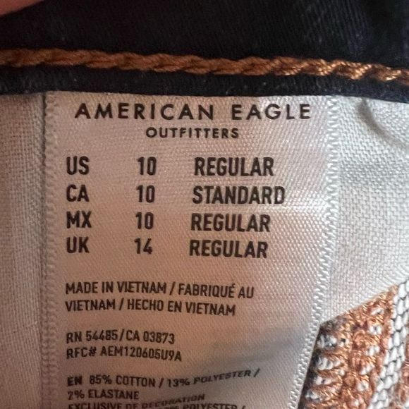 American Eagle Ne(x)t Level Ripped Curvy High-Waisted Jegging Crop Size 10 - Picture 5 of 9